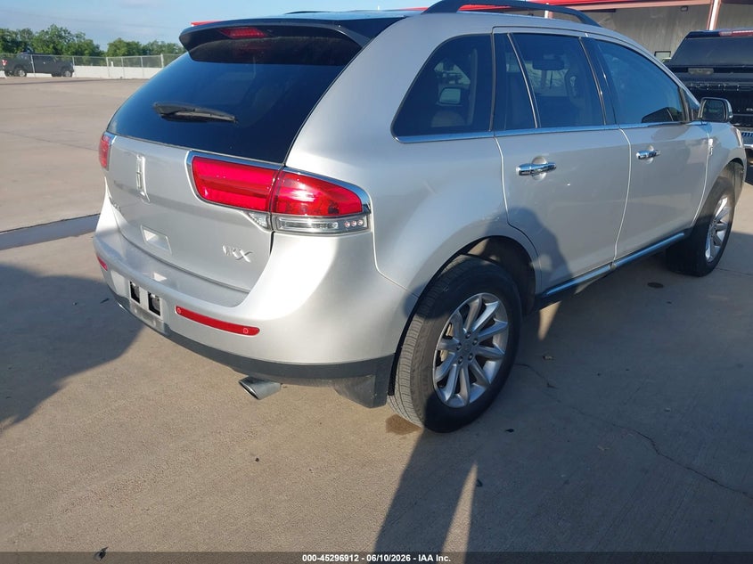 2014 Lincoln Mkx VIN 2LMDJ6JKXEBL14343 IAAI salvage auction — REPOSSESSION, Salvage Title, sold $2,050 on 2026-07-17 (photo 4)