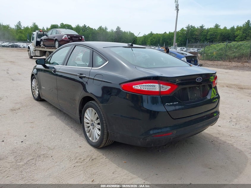 2014 Ford Fusion VIN 3FA6P0LU7ER132819 IAAI salvage auction — NORMAL WEAR, Original (Maine), sold $900 on 2026-07-06 (photo 3)
