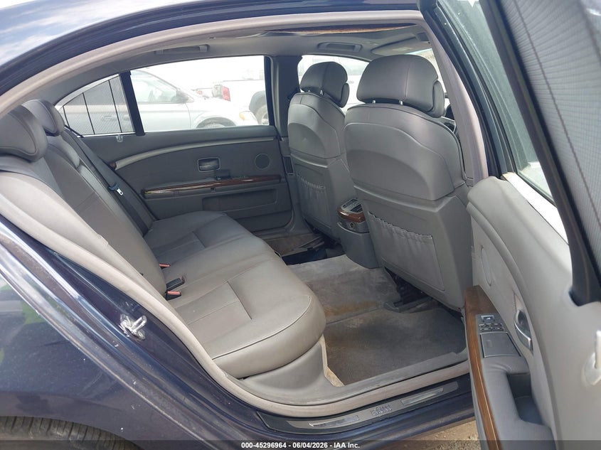 2004 BMW 7 series VIN WBAGN63544DS52176 IAAI salvage auction — NORMAL WEAR, Salvage (Texas), sold $350 on 2026-07-29 (photo 8)