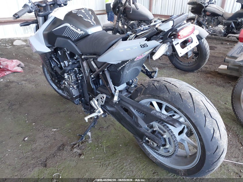 2024 Suzuki Gsx VIN JS1EM11B6R7100330 IAAI salvage auction — FRONT END, Salvage (Tennessee), sold $1,500 on 2026-07-30 (photo 3)