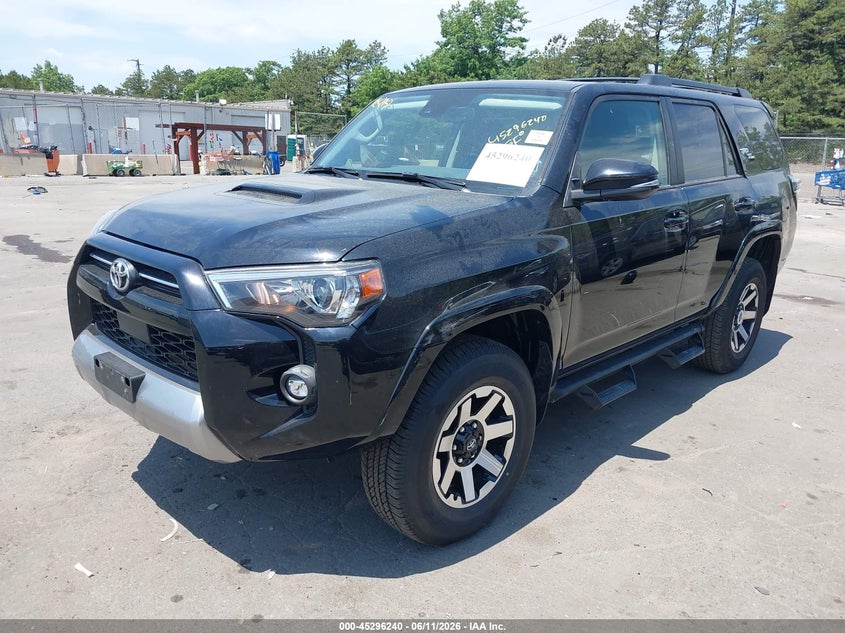 2024 Toyota 4runner VIN JTERU5JR6R6270264 IAAI salvage auction — RIGHT SIDE, Salvage Title, sold $17,500 on 2026-07-28 (photo 2)