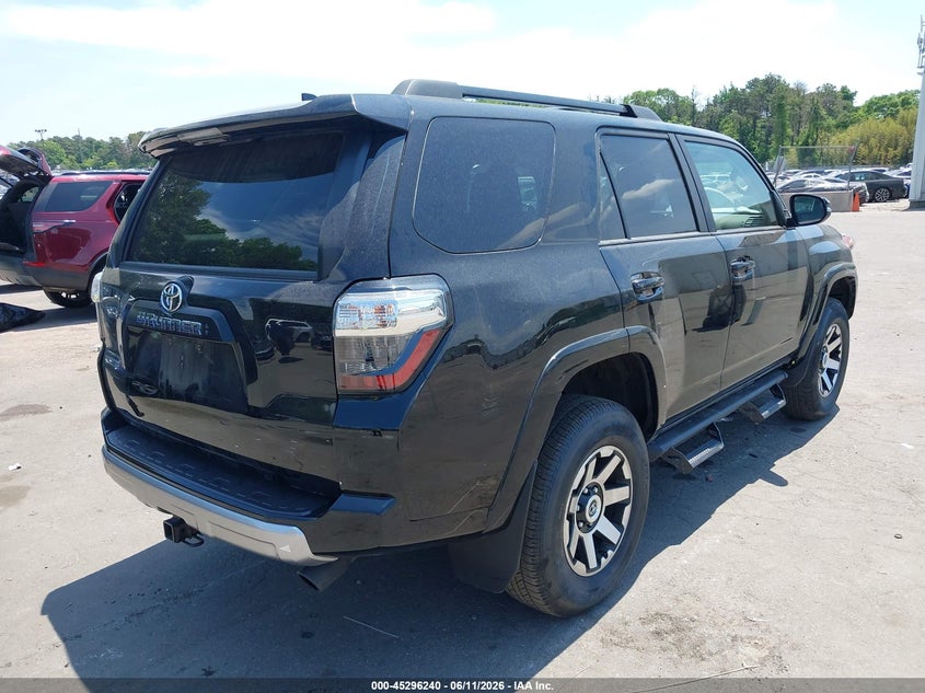2024 Toyota 4runner VIN JTERU5JR6R6270264 IAAI salvage auction — RIGHT SIDE, Salvage Title, sold $17,500 on 2026-07-28 (photo 4)