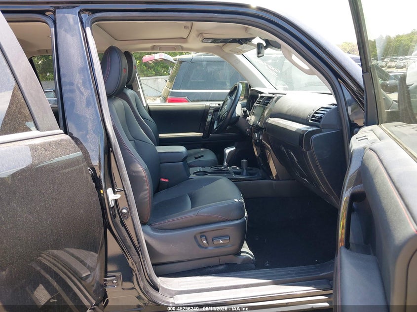 2024 Toyota 4runner VIN JTERU5JR6R6270264 IAAI salvage auction — RIGHT SIDE, Salvage Title, sold $17,500 on 2026-07-28 (photo 5)