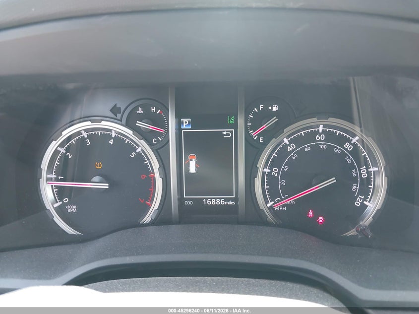 2024 Toyota 4runner VIN JTERU5JR6R6270264 IAAI salvage auction — RIGHT SIDE, Salvage Title, sold $17,500 on 2026-07-28 (photo 7)