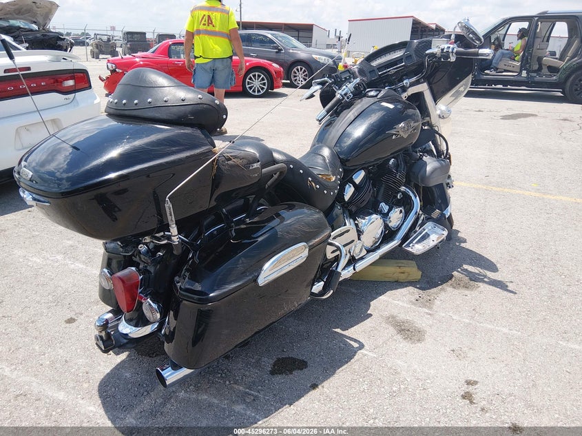 2006 Yamaha Xvz13 tf VIN JYAVP04E96A009527 IAAI salvage auction — RIGHT SIDE, Salvage (Missouri), sold $600 on 2026-07-15 (photo 4)