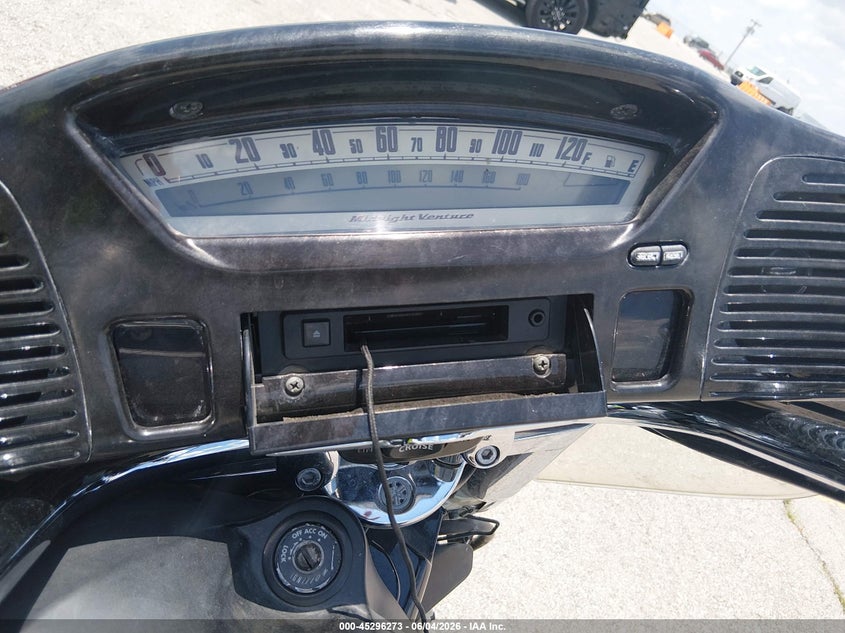 2006 Yamaha Xvz13 tf VIN JYAVP04E96A009527 IAAI salvage auction — RIGHT SIDE, Salvage (Missouri), sold $600 on 2026-07-15 (photo 7)