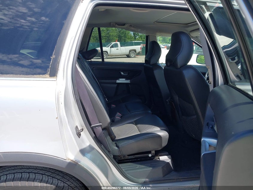 2004 Volvo Xc90 VIN YV1CM59H141073167 IAAI salvage auction — NORMAL WEAR, Original (Kentucky), sold $825 on 2026-08-10 (photo 8)