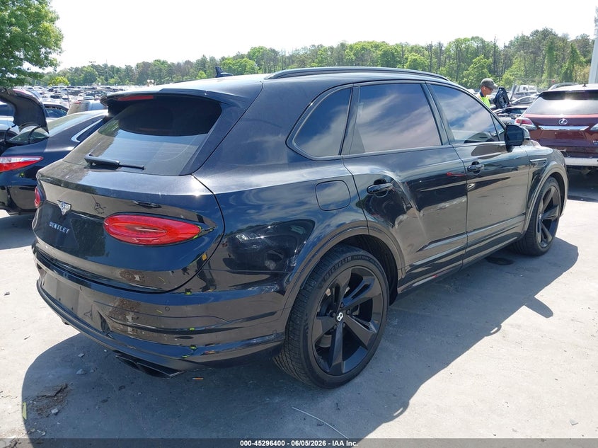 2023 Bentley Bentayga VIN SJAA72ZV6PC023786 IAAI salvage auction — WATER/FLOOD, Salvage Title, sold $62,000 on 2026-09-15 (photo 4)