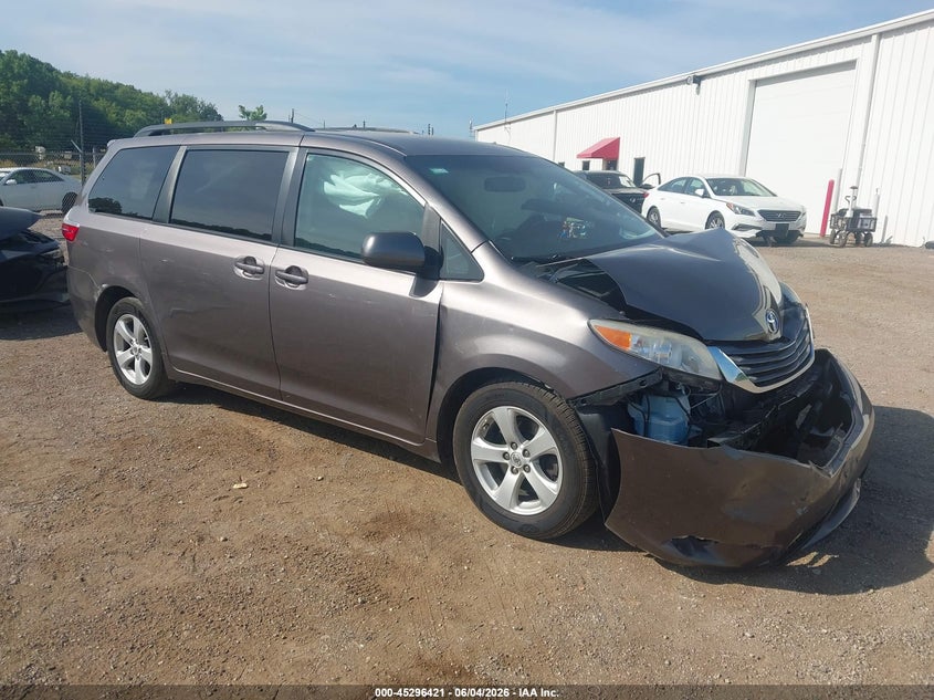 2015 Toyota Sienna VIN 5TDKK3DC9FS540025 IAAI salvage auction — FRONT END, Salvage Title, sold $1,500 on 2026-07-22 (photo 1)