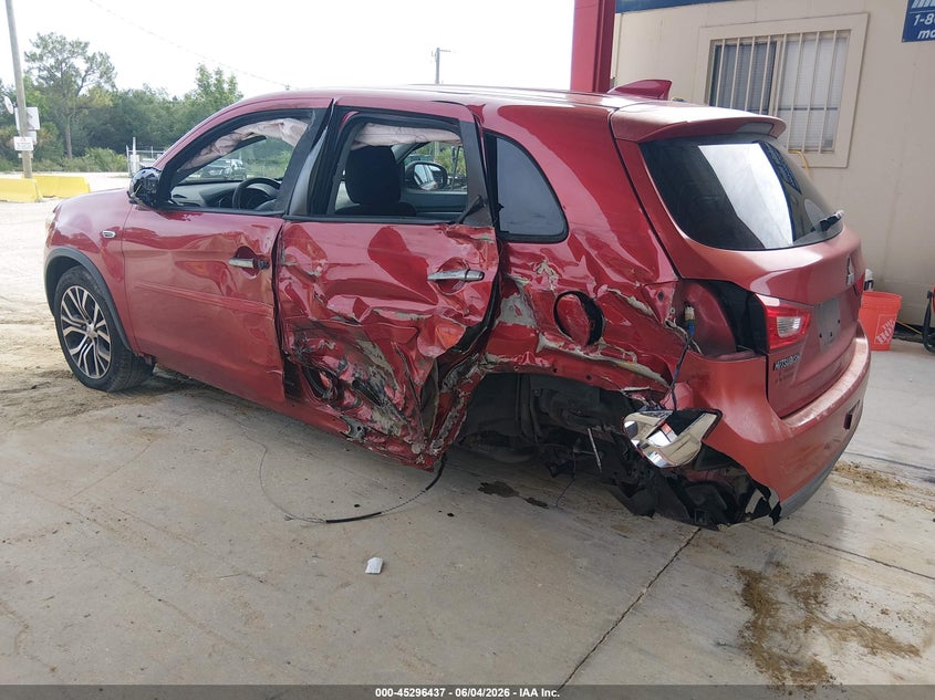 2017 Mitsubishi Outlander VIN JA4AP3AU0HZ067542 IAAI salvage auction — LEFT SIDE, Salvage Title, sold $1,225 on 2026-07-14 (photo 3)