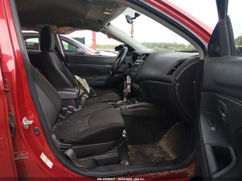 2017 Mitsubishi Outlander VIN JA4AP3AU0HZ067542 IAAI salvage auction — LEFT SIDE, Salvage Title, sold $1,225 on 2026-07-14 (photo 5)