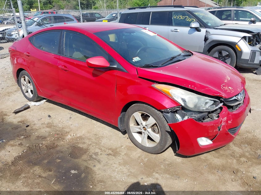 2013 Hyundai Elantra VIN KMHDH4AEXDU945866 IAAI salvage auction — RIGHT FRONT, Salvage Title, sold $550 on 2026-07-10 (photo 1)