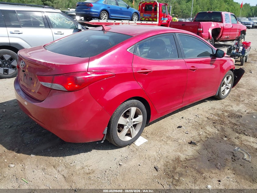 2013 Hyundai Elantra VIN KMHDH4AEXDU945866 IAAI salvage auction — RIGHT FRONT, Salvage Title, sold $550 on 2026-07-10 (photo 4)