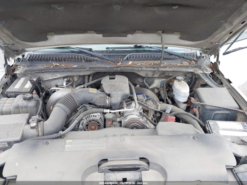 2003 Chevrolet Silverado 3500 VIN 1GBJC34183E141619 IAAI salvage auction — NORMAL WEAR, Clear (Maryland), sold $500 on 2026-07-08 (photo 9)