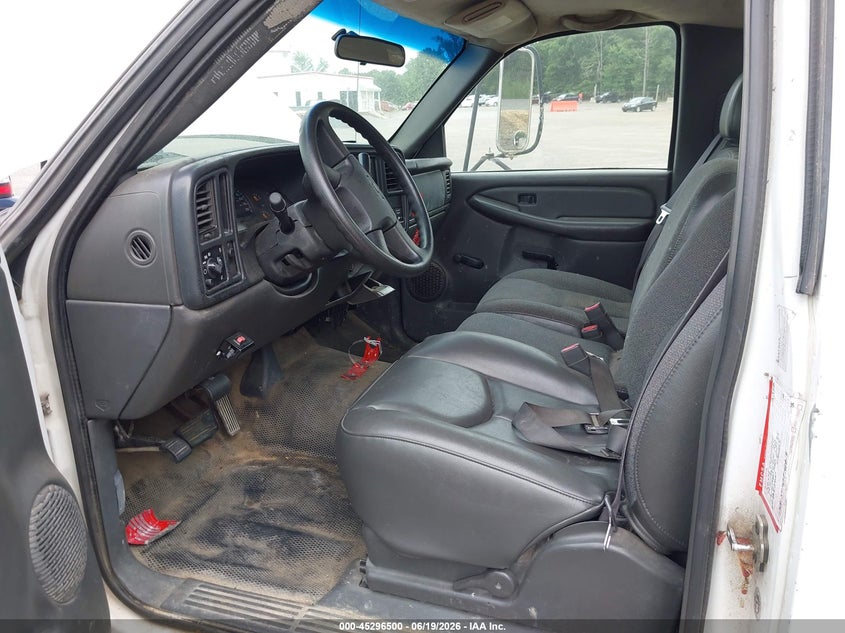 2003 Chevrolet Silverado 3500 VIN 1GBJC34183E141619 IAAI salvage auction — NORMAL WEAR, Clear (Maryland), sold $500 on 2026-07-08 (photo 6)