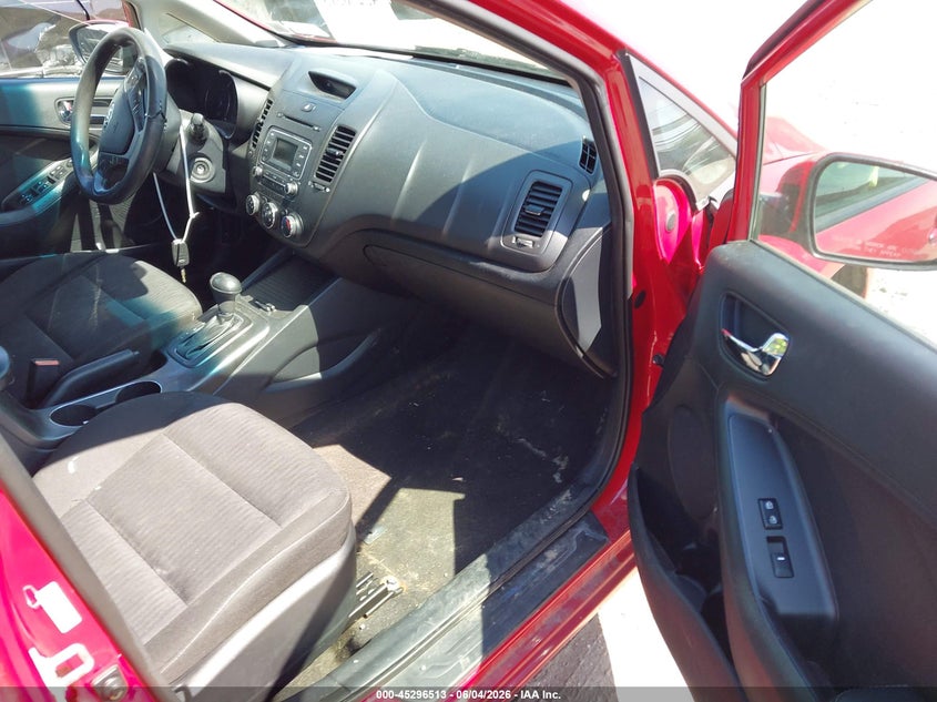 2016 Kia Forte VIN KNAFK4A6XG5475700 IAAI salvage auction — LEFT REAR, Salvage Title, sold $550 on 2026-07-22 (photo 5)