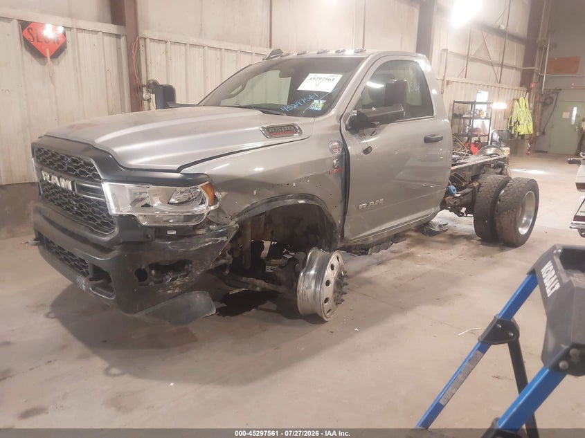 2022 Ram 5500 VIN 3C7WRNAL0NG397642 IAAI salvage auction — LEFT FRONT, Salvage Title, sold $8,650 on 2026-08-26 (photo 2)