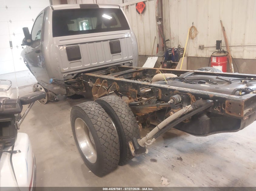 2022 Ram 5500 VIN 3C7WRNAL0NG397642 IAAI salvage auction — LEFT FRONT, Salvage Title, sold $8,650 on 2026-08-26 (photo 3)