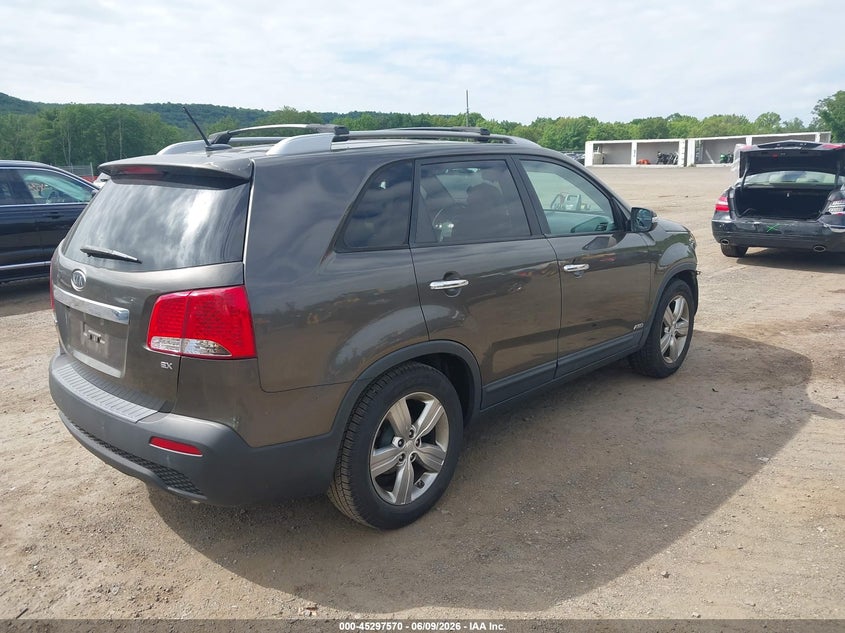 2013 Kia Sorento VIN 5XYKUCA6XDG328768 IAAI salvage auction — FRONT END, Salvage (New Jersey), sold $25 on 2026-07-30 (photo 4)