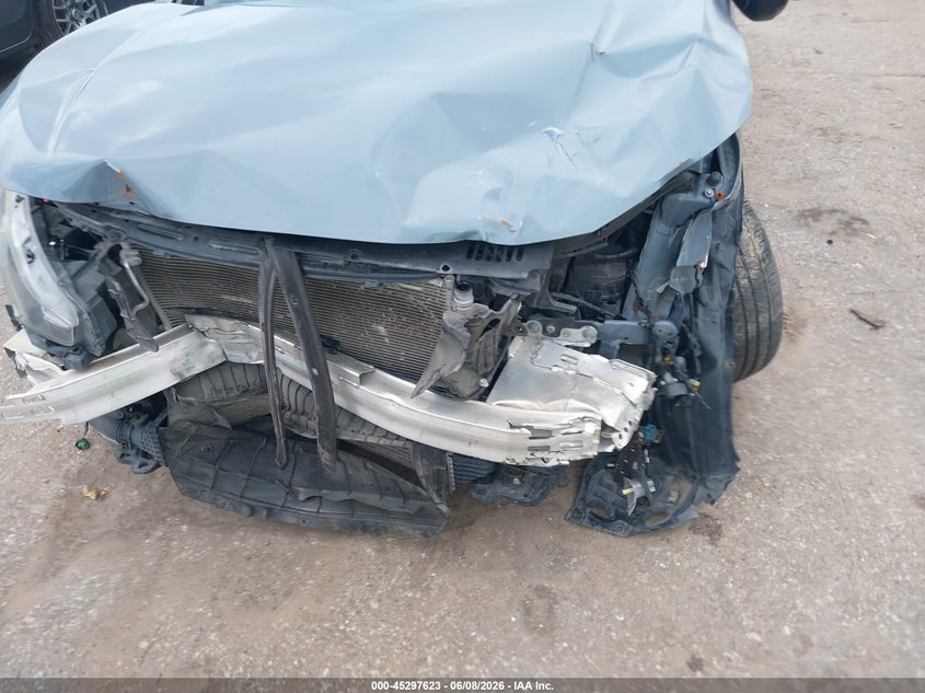 2017 Honda Civic VIN SHHFK7H71HU201089 IAAI salvage auction — FRONT END, Salvage Title, sold $1,100 on 2026-08-02 (photo 6)