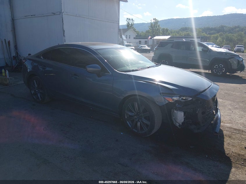 2018 Mazda 6 VIN JM1GL1VM9J1329895 IAAI salvage auction — RIGHT FRONT, Salvage Title, sold $2,500 on 2026-07-15 (photo 1)
