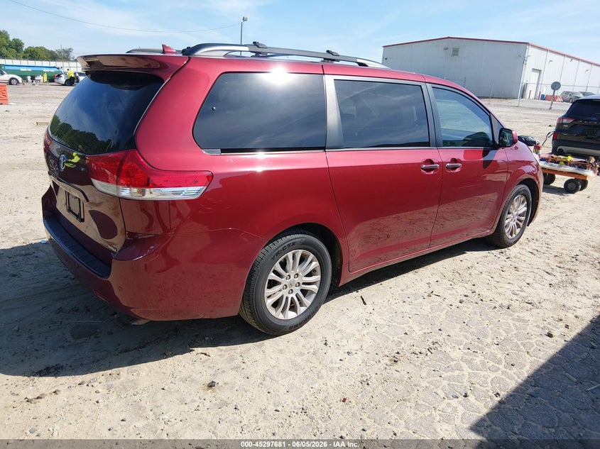2013 Toyota Sienna VIN 5TDYK3DC1DS398101 IAAI salvage auction — FRONT END, Salvage Title, sold $4,650 on 2026-07-16 (photo 4)