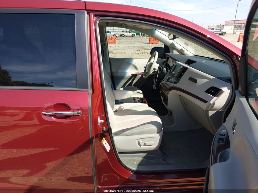 2013 Toyota Sienna VIN 5TDYK3DC1DS398101 IAAI salvage auction — FRONT END, Salvage Title, sold $4,650 on 2026-07-16 (photo 5)