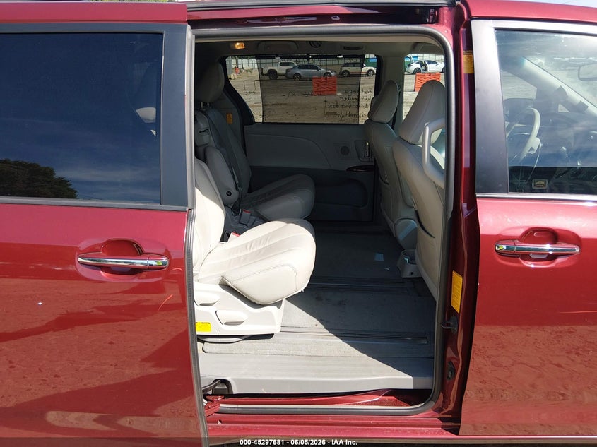 2013 Toyota Sienna VIN 5TDYK3DC1DS398101 IAAI salvage auction — FRONT END, Salvage Title, sold $4,650 on 2026-07-16 (photo 8)