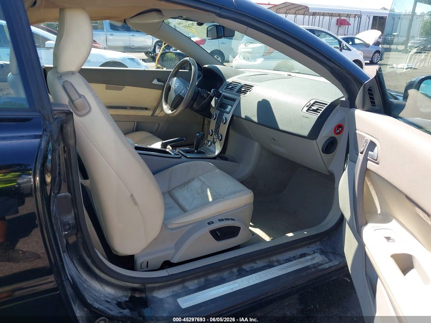 2008 Volvo C70 VIN YV1MC67238J051933 IAAI salvage auction — LEFT SIDE, Rebuildable (Florida), sold $575 on 2026-07-07 (photo 5)