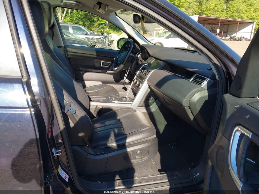 2017 Land rover Discovery sport VIN SALCR2BG0HH657735 IAAI salvage auction — REAR END, Salvage (Massachusetts), sold $3,275 on 2026-07-28 (photo 5)