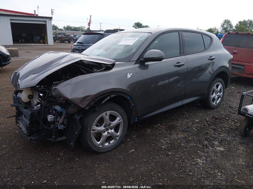 2024 Dodge Hornet VIN ZACNDFAN0R3A37832 IAAI salvage auction — FRONT END, Salvage Title, sold $2,825 on 2026-07-15 (photo 2)