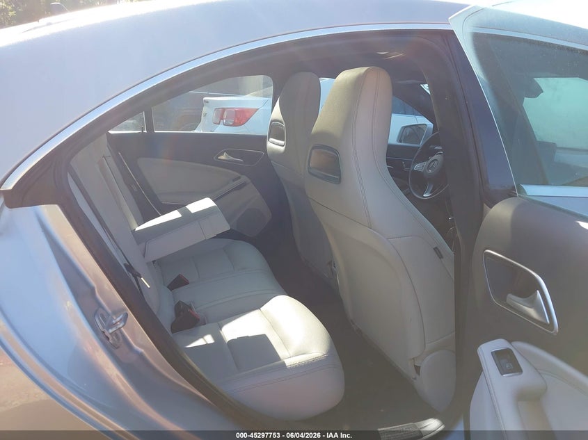 2017 Mercedes-benz Cla-klasse VIN WDDSJ4GB7HN404289 IAAI salvage auction — RIGHT FRONT, Salvage Title, sold $2,700 on 2026-07-07 (photo 8)