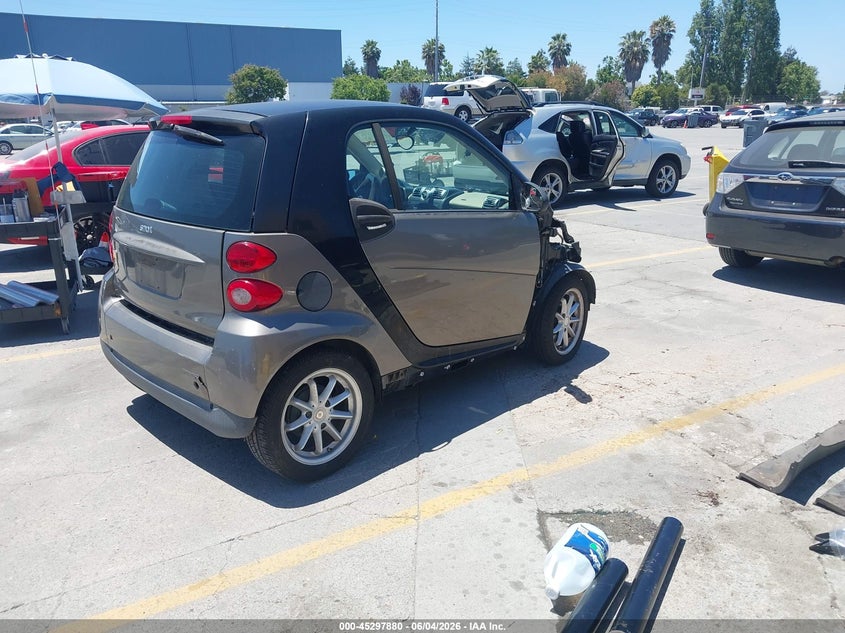 2009 Smart Fortwo VIN WMEEJ31X89K244420 IAAI salvage auction — FRONT END, Salvage (California), sold $1,050 on 2026-08-03 (photo 4)