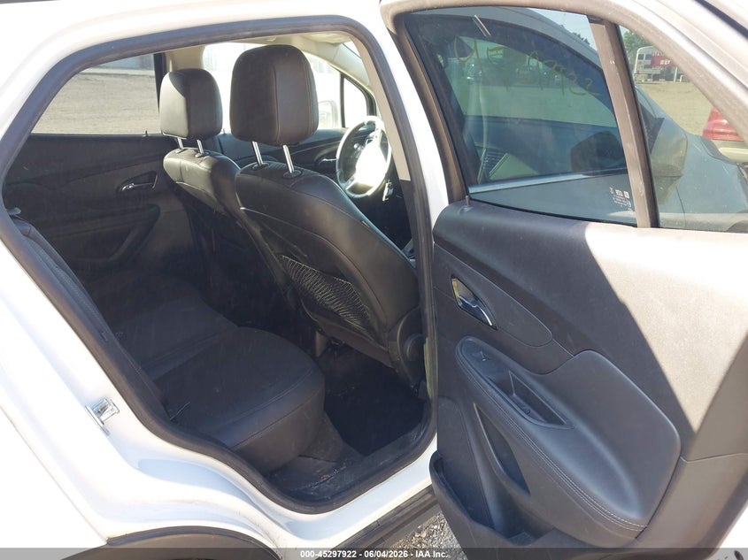 2020 Buick Encore VIN KL4CJASB2LB060282 IAAI salvage auction — REAR END, Salvage Title, sold $2,000 on 2026-07-08 (photo 8)