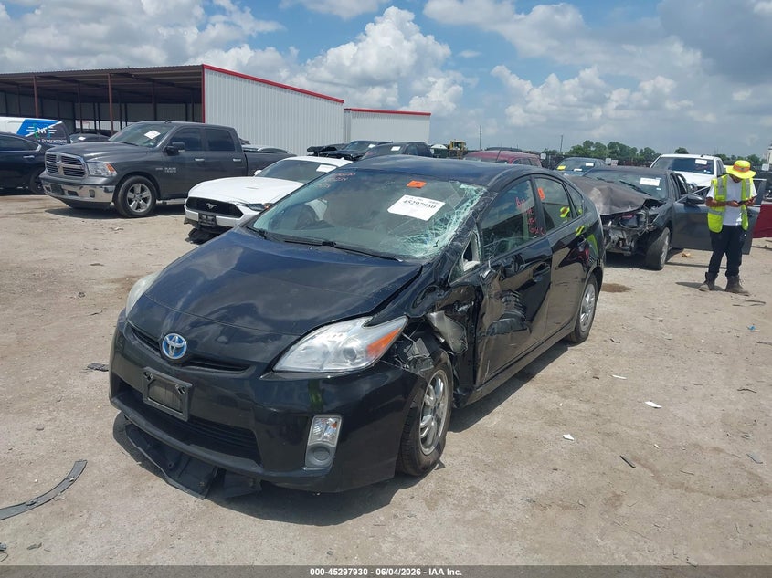 2011 Toyota Prius VIN JTDKN3DUXB5333224 IAAI salvage auction — BIO HAZARD, Salvage (Texas), sold $625 on 2026-07-07 (photo 2)