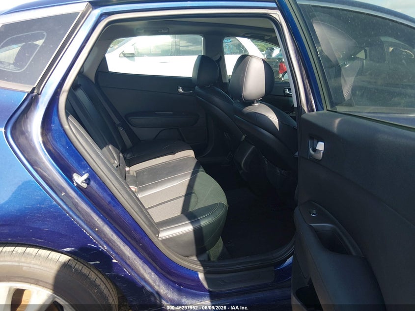 2018 Kia Optima VIN 5XXGT4L36JG240723 IAAI salvage auction — FRONT END, Salvage Title, sold $750 on 2026-07-14 (photo 8)
