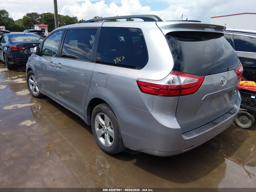 2017 Toyota Sienna VIN 5TDKZ3DC8HS844963 IAAI salvage auction — RIGHT FRONT, Salvage Title, sold $4,000 on 2026-07-21 (photo 3)