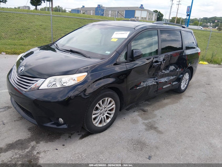 2015 Toyota Sienna VIN 5TDYK3DC8FS655080 IAAI salvage auction — LEFT SIDE, Salvage Title, sold $3,700 on 2026-07-07 (photo 2)