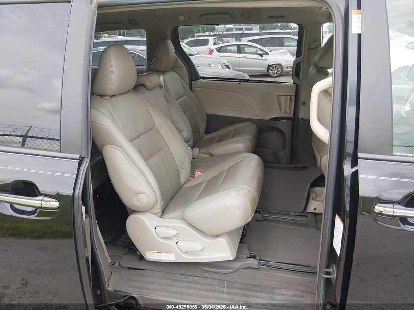 2015 Toyota Sienna VIN 5TDYK3DC8FS655080 IAAI salvage auction — LEFT SIDE, Salvage Title, sold $3,700 on 2026-07-07 (photo 8)