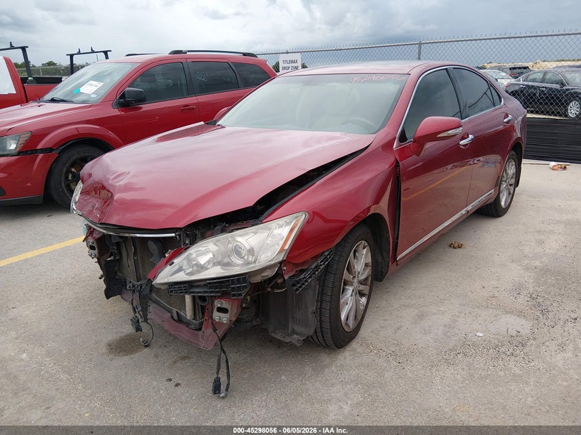 2010 Lexus ES VIN JTHBK1EGXA2403809 IAAI salvage auction — NORMAL WEAR, Salvage (Texas), sold $1,250 on 2026-07-23 (photo 2)