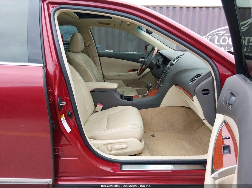 2010 Lexus ES VIN JTHBK1EGXA2403809 IAAI salvage auction — NORMAL WEAR, Salvage (Texas), sold $1,250 on 2026-07-23 (photo 5)