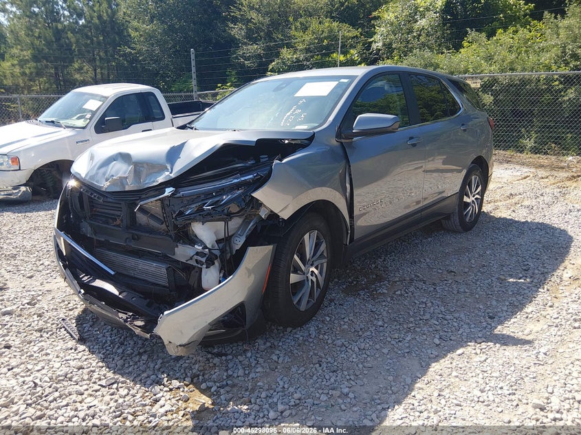 2024 Chevrolet Equinox VIN 3GNAXKEG9RS104209 IAAI salvage auction — FRONT END, Salvage Title, sold $2,700 on 2026-07-31 (photo 2)