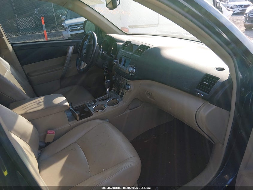 2012 Toyota Highlander VIN 5TDZK3EH6CS087129 IAAI salvage auction — FRONT END, Salvage Title, sold $3,100 on 2026-07-10 (photo 5)