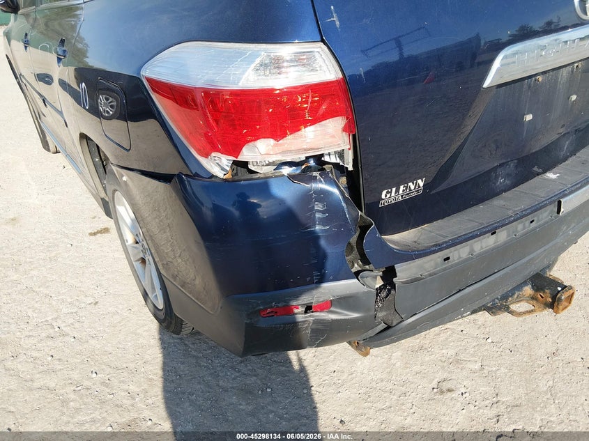 2012 Toyota Highlander VIN 5TDZK3EH6CS087129 IAAI salvage auction — FRONT END, Salvage Title, sold $3,100 on 2026-07-10 (photo 6)