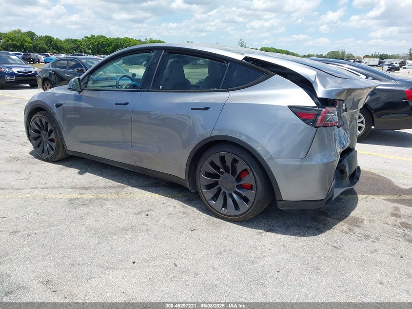 2024 Tesla Model y VIN 7SAYGDEF0RA306441 IAAI salvage auction — REAR END, Salvage Title, sold $12,875 on 2026-07-09 (photo 3)