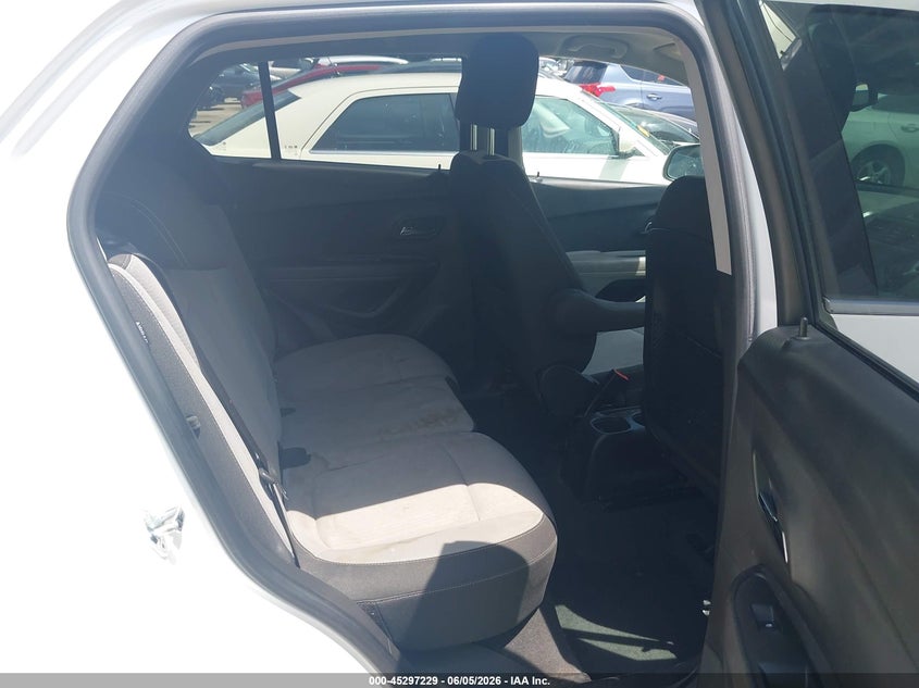2015 Chevrolet Trax VIN KL7CJLSB8FB230048 IAAI salvage auction — LEFT FRONT, Salvage Title, sold $950 on 2026-07-08 (photo 8)