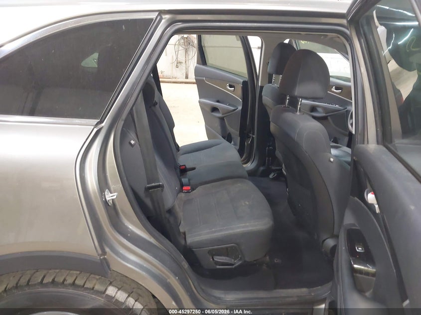 2019 Kia Sorento VIN 5XYPGDA57KG482345 IAAI salvage auction — FRONT END, Salvage (Texas), sold $25 on 2026-07-30 (photo 8)