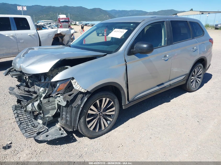 2020 Mitsubishi Outlander VIN JA4AZ3A3XLZ026880 IAAI salvage auction — FRONT END, Salvage Title, sold $1,200 on 2026-08-02 (photo 2)
