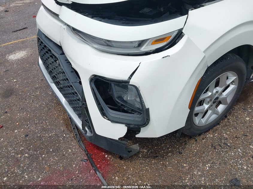 2022 Kia Soul VIN KNDJ23AU1N7151140 IAAI salvage auction — FRONT END, Salvage Title, sold $1,550 on 2026-07-22 (photo 6)