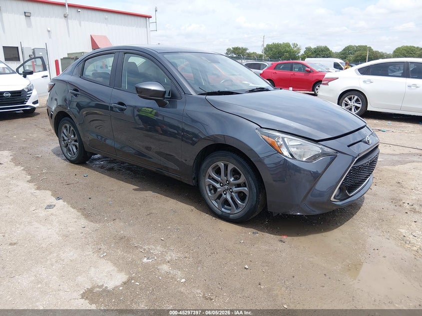 2019 Toyota Yaris VIN 3MYDLBYV2KY513894 — IAAI salvage auction photo